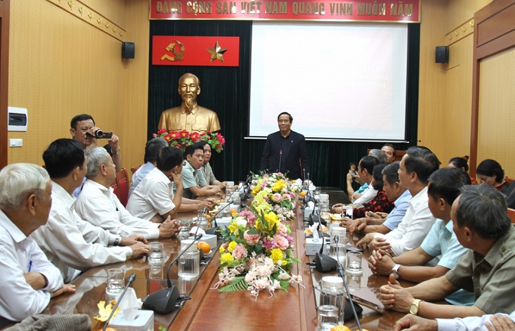 Chủ tịch Nguyễn Thanh Bình tiếp Đoàn công tác Hội NCT tỉnh Hà Tĩnh